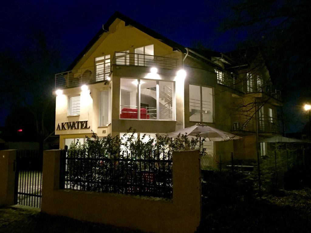 Pokoje Goscinne Akwatel Jastarnia Buitenkant foto